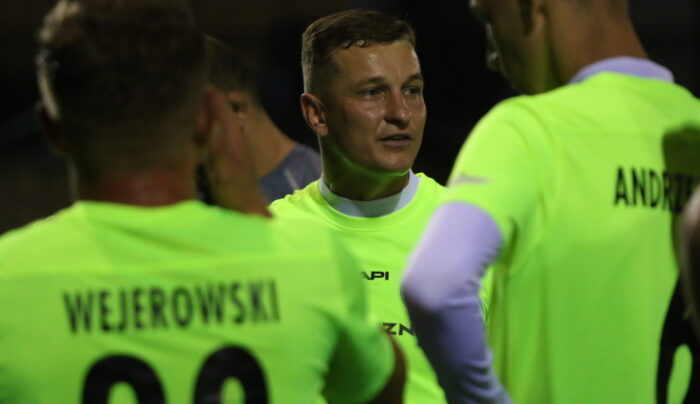 Stella bezbarwna w Poznaniu, Start ciągle bez porażki