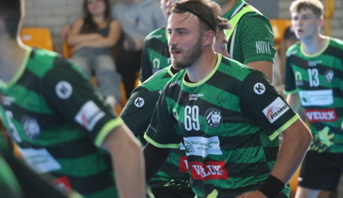 Szczypiorniak zaczyna sezon od wygranej