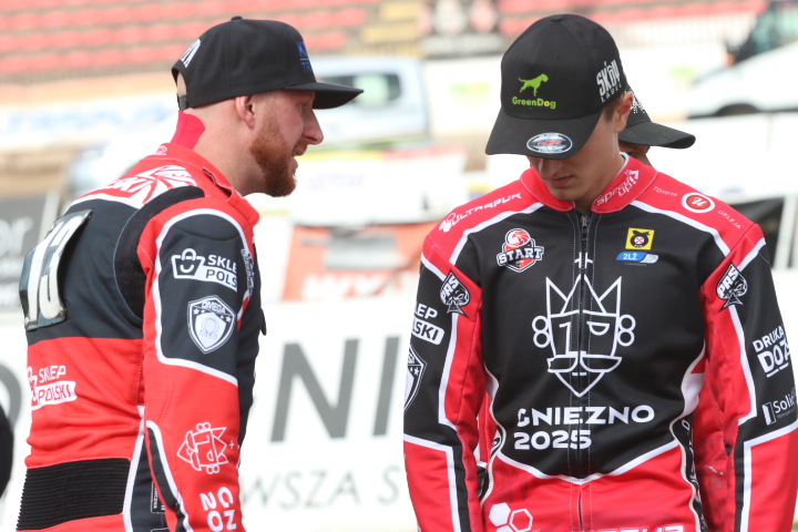 F45C3A5B-F240-4B44-AC68-CDDCD02D3D0F