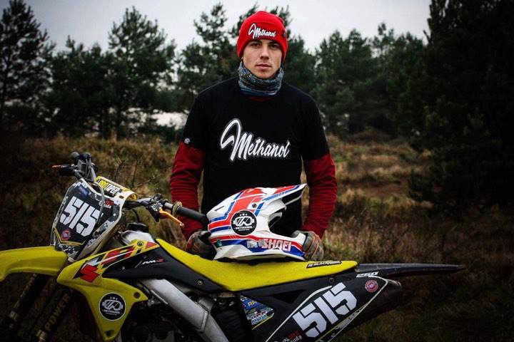 25158290_395143260923226_8549848048731193859_n