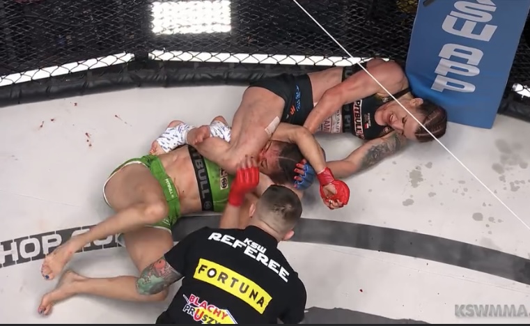 3E4491B3-5956-488E-AFA7-0E60542068E7