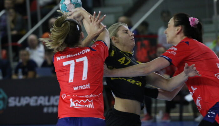 Cierpiały, kąsały, ale wygrały. MKS z ważnym zwycięstwem