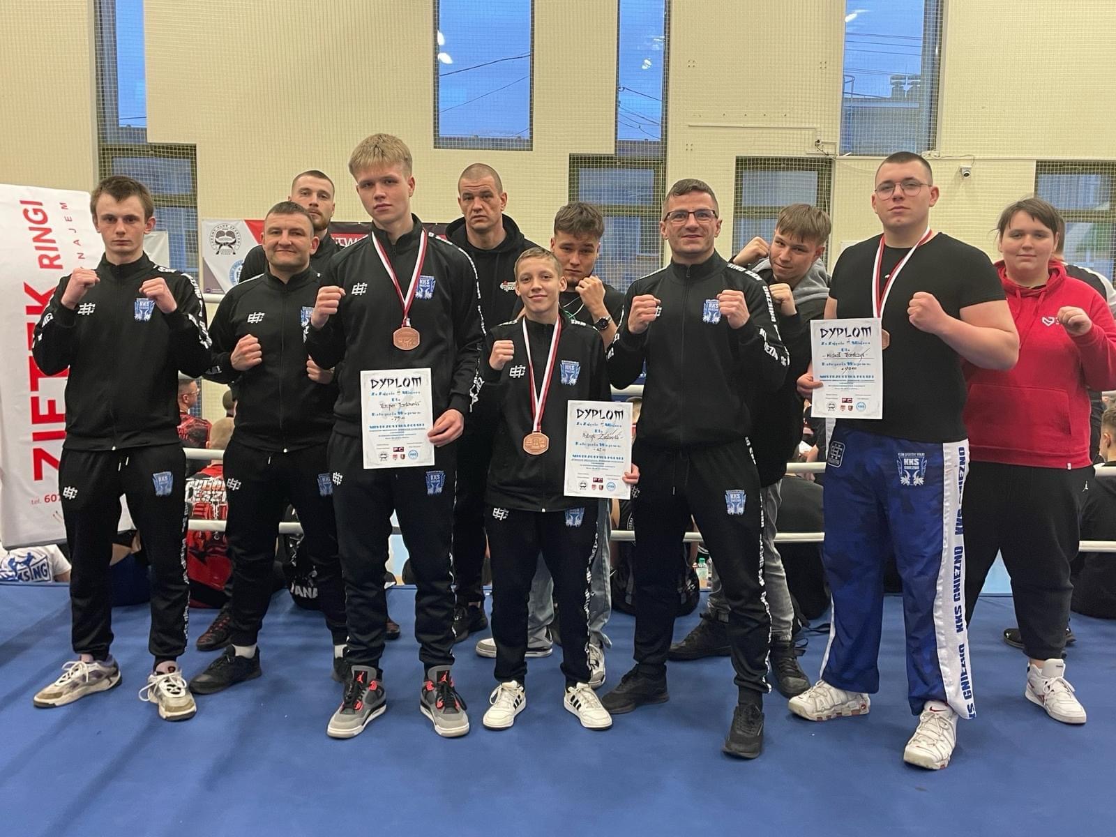 49C07CE4-54B6-4B0A-945D-E297F34C9B7E