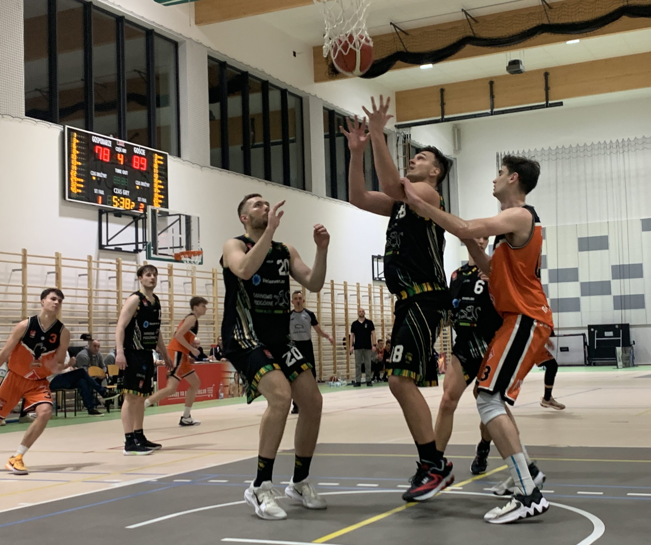 A27B46EE-62B3-4E5A-BD37-C9F963A54253