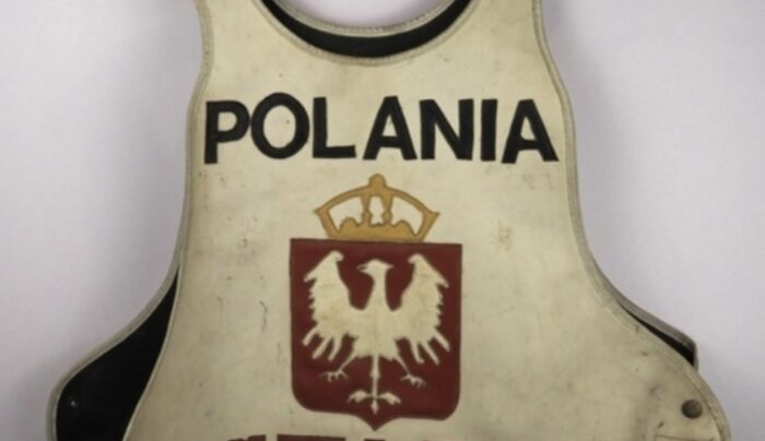 Plastron Startu sprzedany za ogromne pieniądze