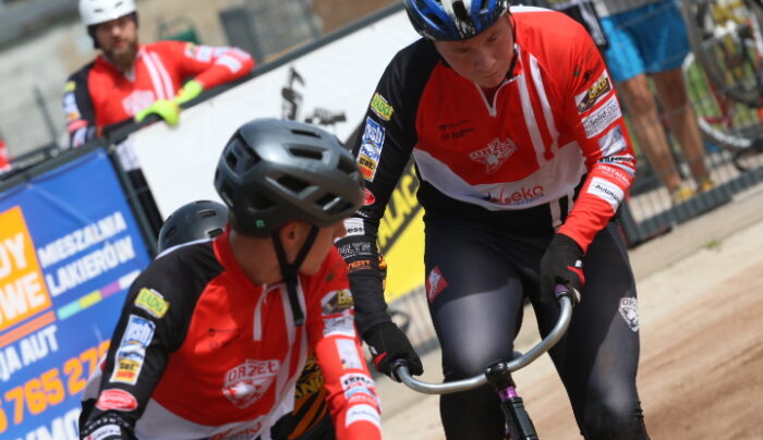 Orzeł wysoko pokonał Mustanga