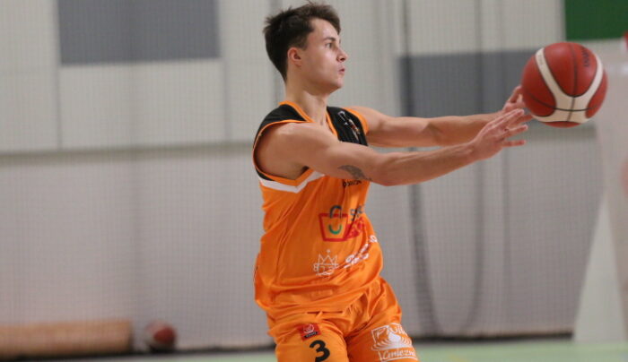 Trzynasta wygrana koszykarzy MKK!