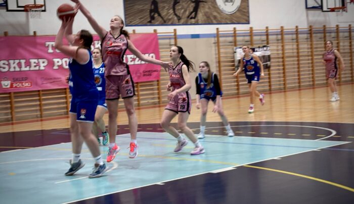 TS Basket po raz drugi wygrywa z Akademią Gortata