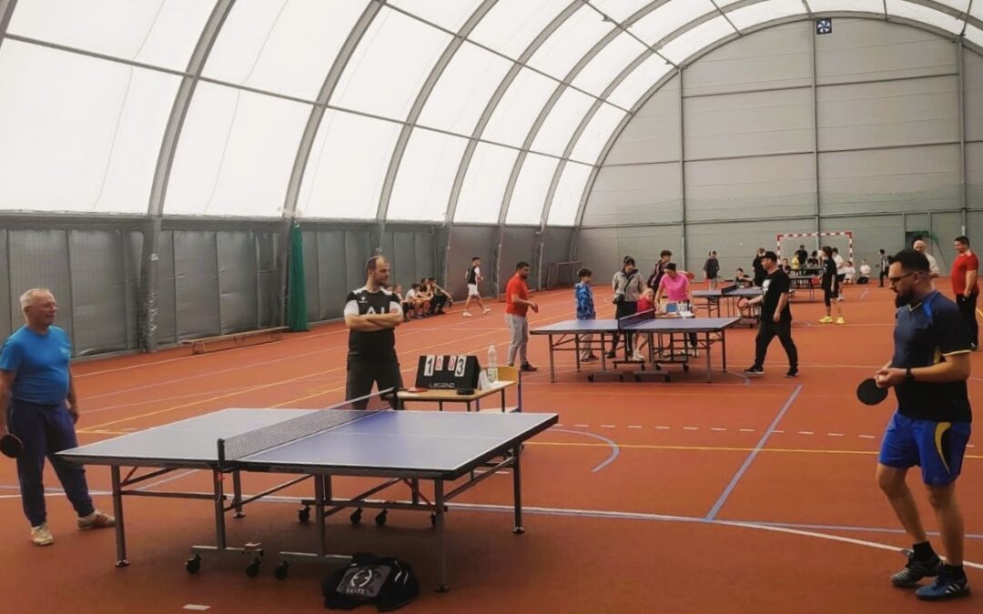 Gmina Gniezno zorganizowała pierwsze zawody dla amatorów ping-ponga