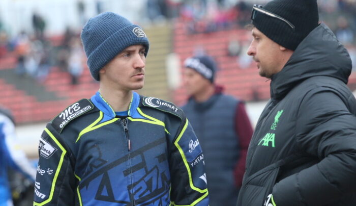 Potrzebny był pilny lot do Anglii ekipy Kevina Fajfera