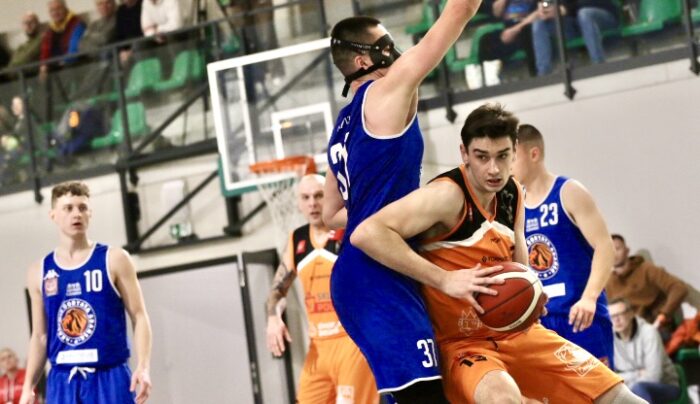 MKK awansował, ale mógł narobić sobie problemów