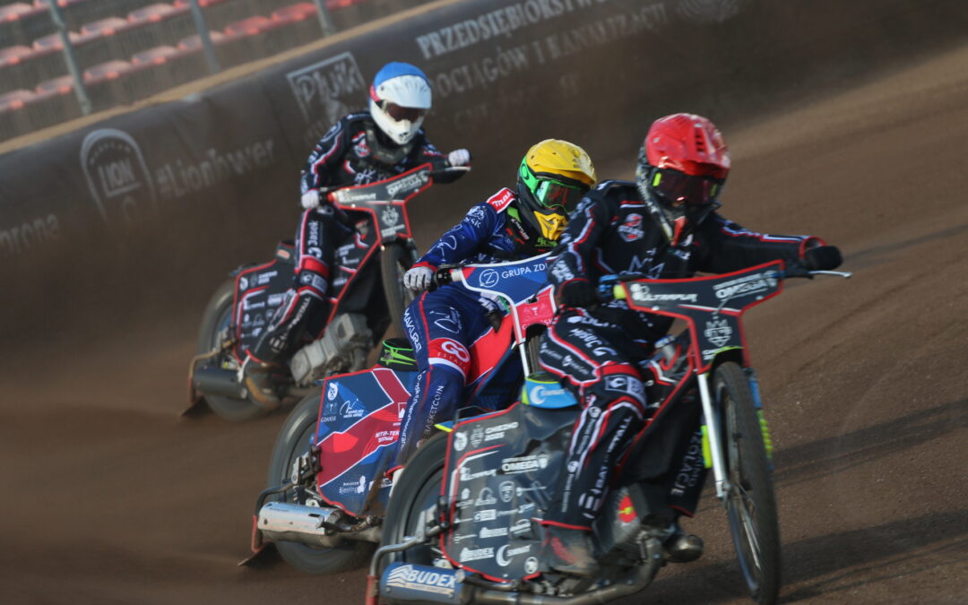 Start zaczął kosmicznie i kończył nerwowo