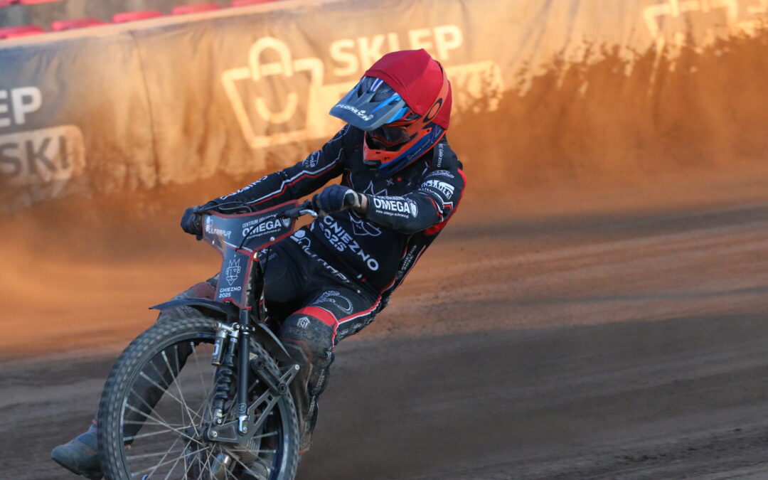 Start za trzy punkty z Łotyszami