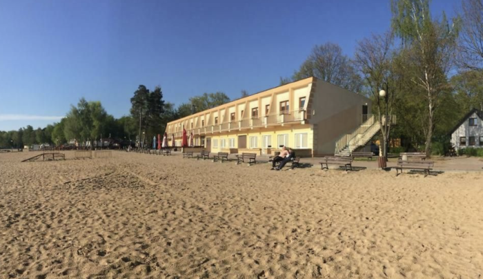 Wysychające jezioro? Biznes w Skorzęcinie ma się doskonale