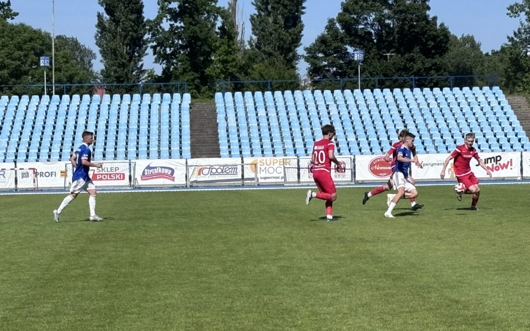 Zwycięstwo Mieszka w ostatnim meczu sezonu