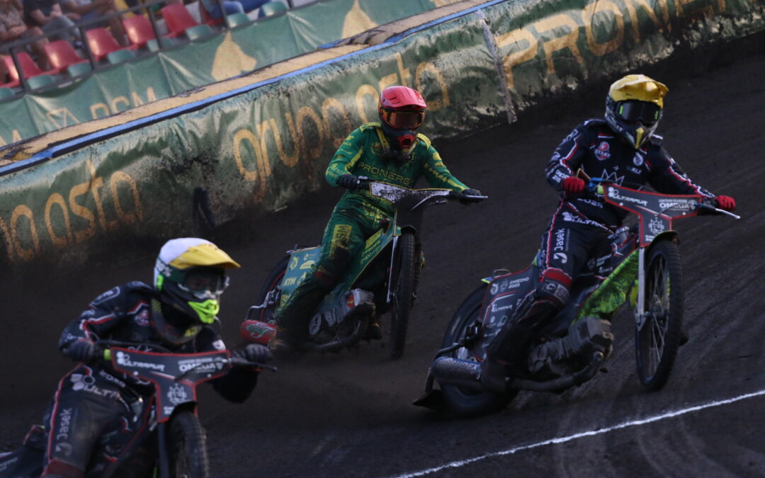 Start Gniezno minimalnie gorszy w Pile