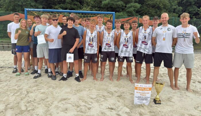 Szczypiorniak brązowym medalistą mistrzostw Polski na plaży