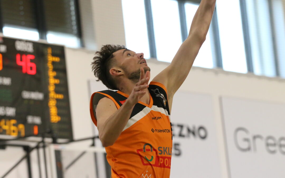 Kolejna setka koszykarzy MKK