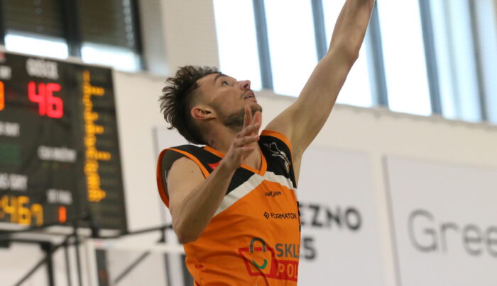 Kolejna setka koszykarzy MKK