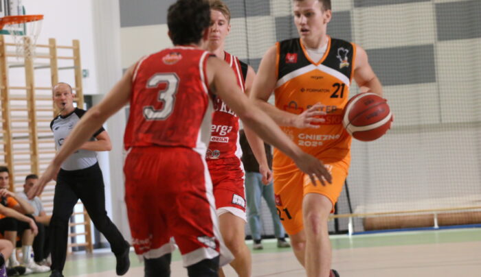 Koncertowy mecz MKK w Międzychodzie