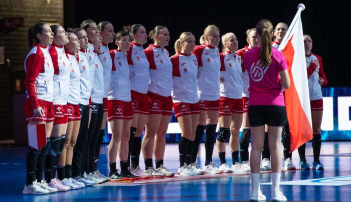 Polki gromią na otwarcie MŚ