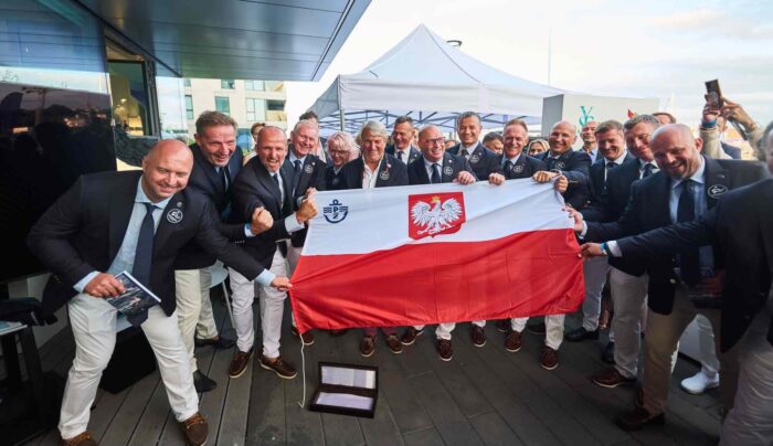 Gnieźnianin na mecie legendarnego wyścigu Sydney – Hobart