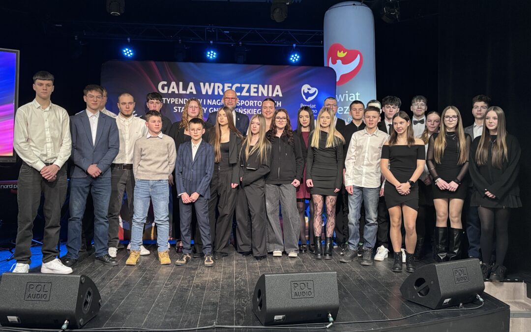 Powiat wręczył sportowe stypendia